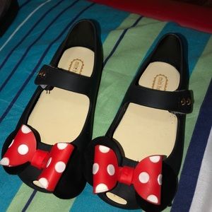 Minnie Mouse toddler shoes size 6
